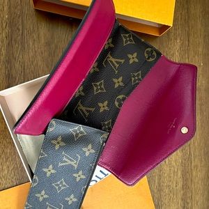 Authentic LV wallet